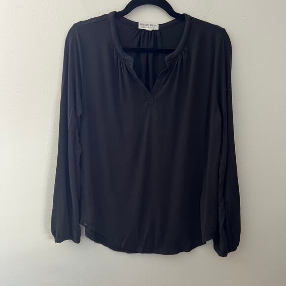Barefoot Dreams Tops - Barefoot Dreams Luxe Milk Jersey Namaste Lounge Top‎ black Size small